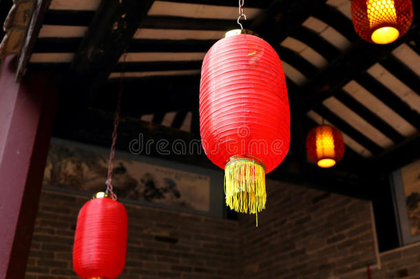 亚洲中国红灯笼照亮中国亚洲，纸灯照明