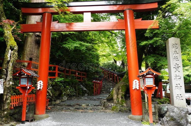 文化门前面上帝神圣的