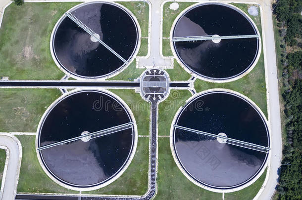 塞萨洛尼基城市污水处理厂的鸟瞰图