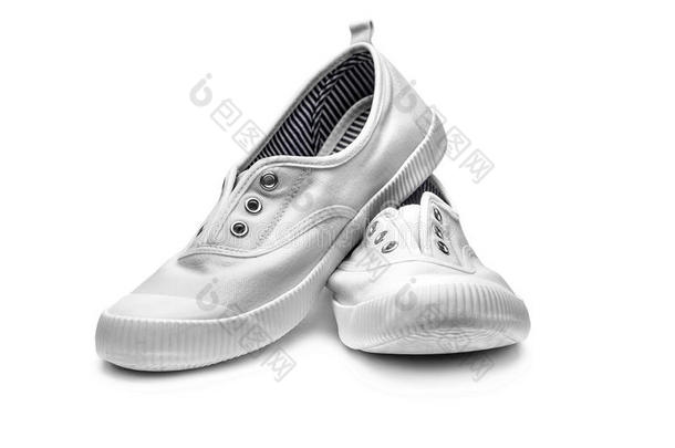 白色运动鞋