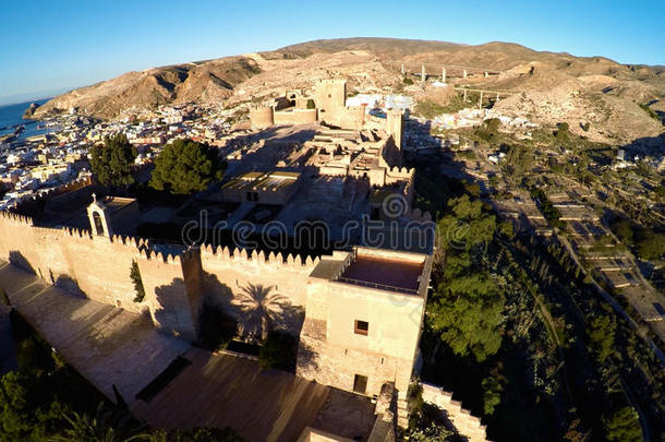 西班牙阿尔梅里亚城堡-鸟瞰。