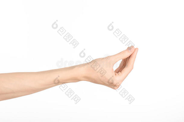 手势主题：人的手在工作室的白色背景上显示孤立的手势