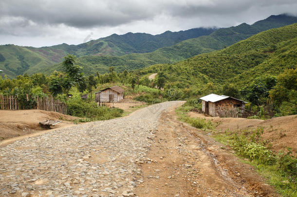 土路，<strong>钦州</strong>，缅甸