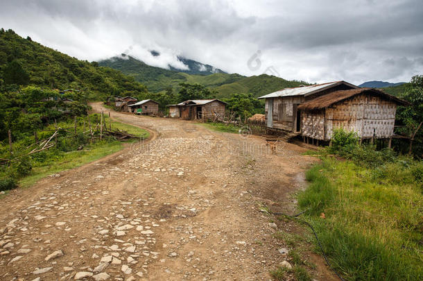 土路，<strong>钦州</strong>，缅甸