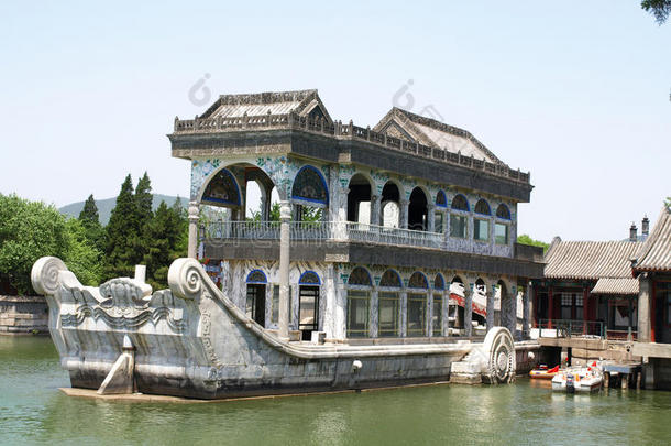 北京船瓷器中国人皇帝
