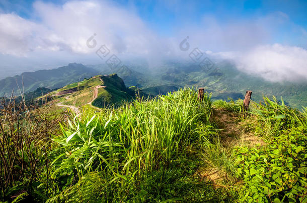 山路