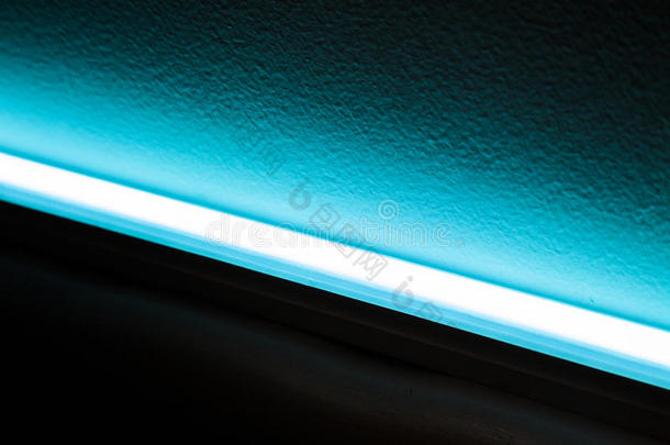 蓝色LED光源