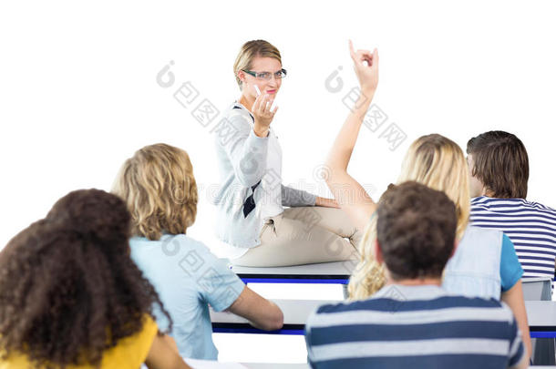学生在课堂上举手的复合形象