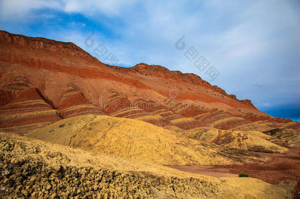 瓷器丰富多彩的丹霞沙漠地质