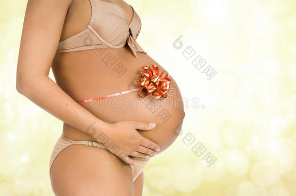 大肚子孕妇