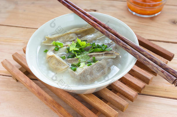 培根煮碗中国人筷子