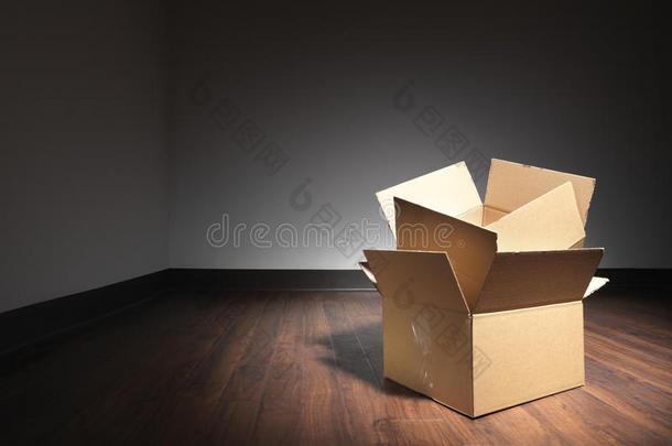 移动房屋股票图像的空盒子