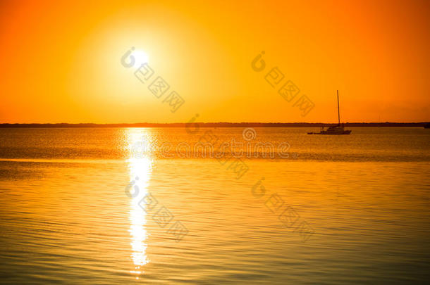美丽的日落图片在关键拉戈，<strong>佛罗里达</strong>州，美国。 色调