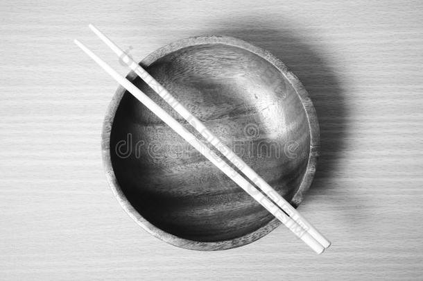空碗与<strong>筷子</strong>黑白色调风格