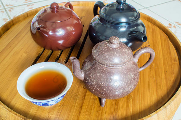 茶壶架上的中国茶壶
