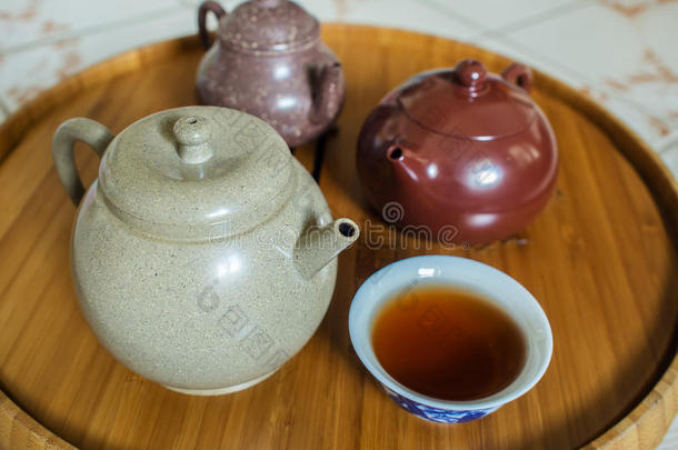 茶壶架上的中国茶壶