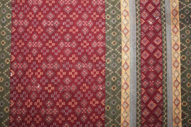 五颜六色的泰国丝绸手工艺品秘鲁风格的地毯表面关闭<strong>更多</strong>的这个主题和<strong>更多</strong>的纺织品秘鲁条纹美丽