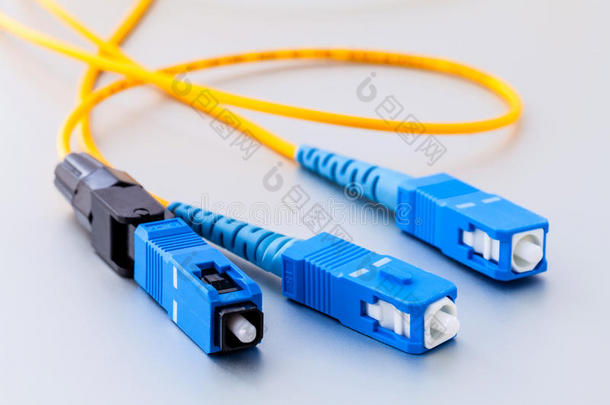 光纤连接器符号<strong>照片</strong>用于<strong>快速</strong>互联网。