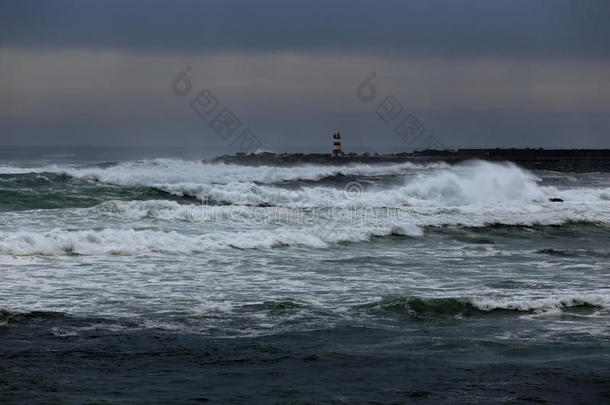 黄昏<strong>的</strong>秋天海景