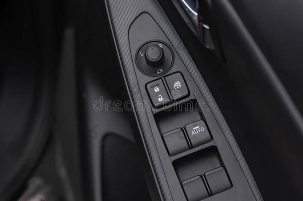 汽车锁/解锁按钮和窗口按钮的背景。