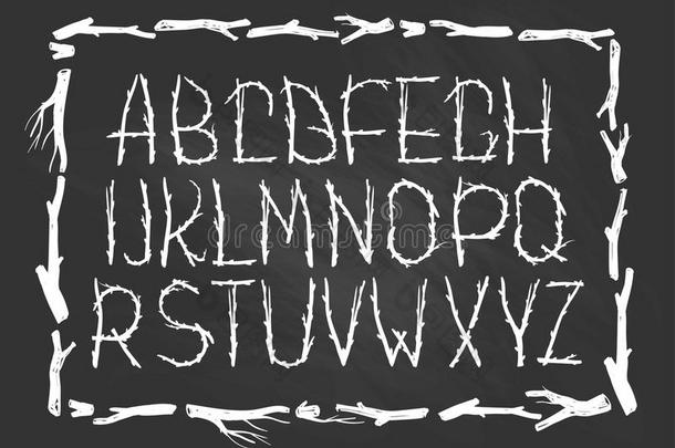 粉笔字母由黑板上的树枝组成