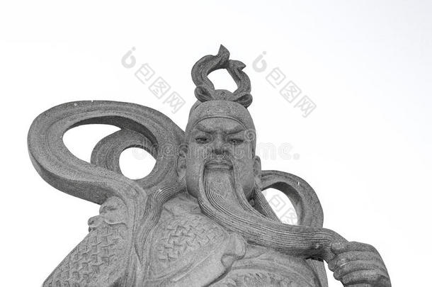 白色背景的中国古代男子雕像