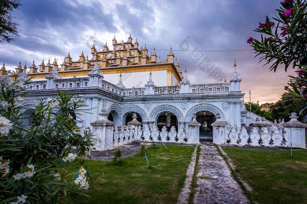 缅甸曼德勒的阿图马希寺，