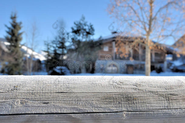 篱笆上的霜