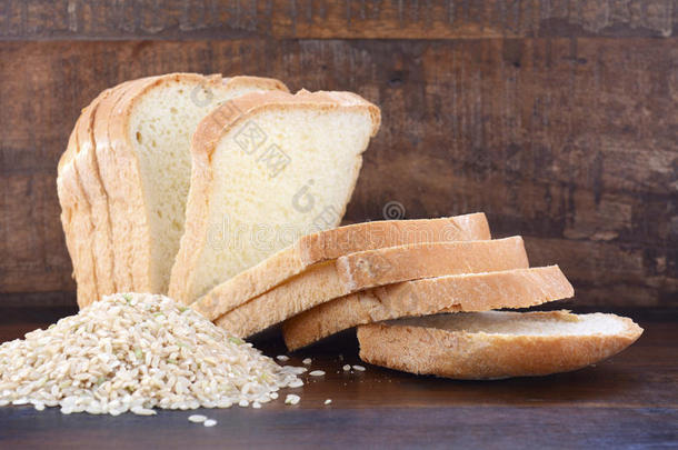 无麸质大米酸面团面包