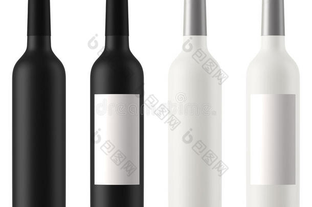 黑白酒瓶干净，白色背景上有标签，反光