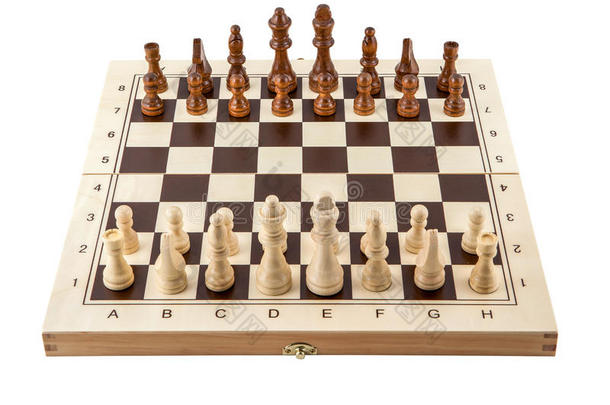棋盘上有棋子，<strong>木块</strong>被隔离在白色上