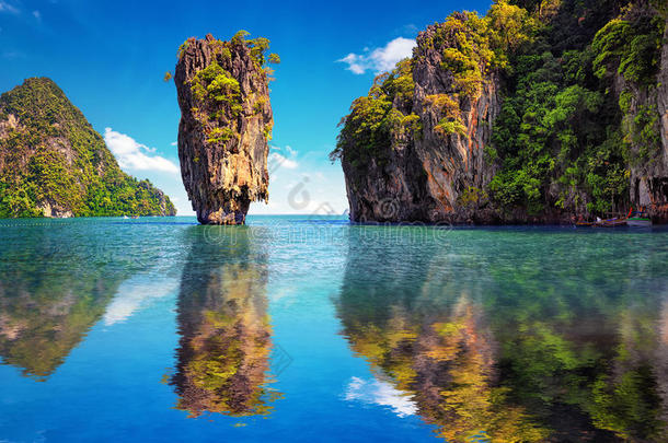 泰国的美丽自然。 <strong>詹姆斯</strong>邦德岛反射
