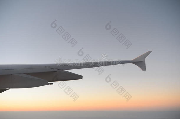 来自阿联酋航空公司A380的空中视图