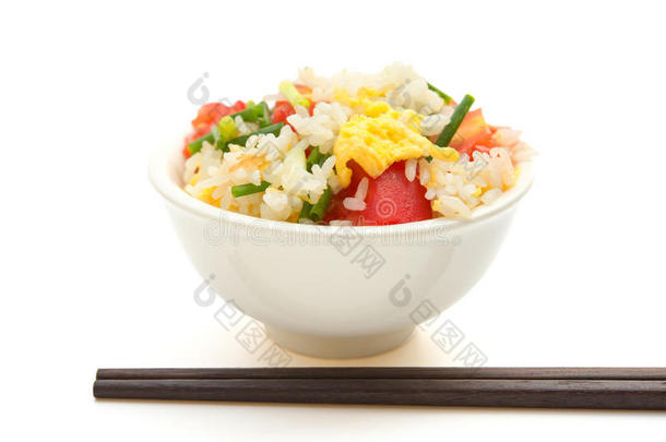 中国<strong>菜</strong>-自制炒饭，西红柿和鸡蛋，切条和<strong>夹菜</strong>道