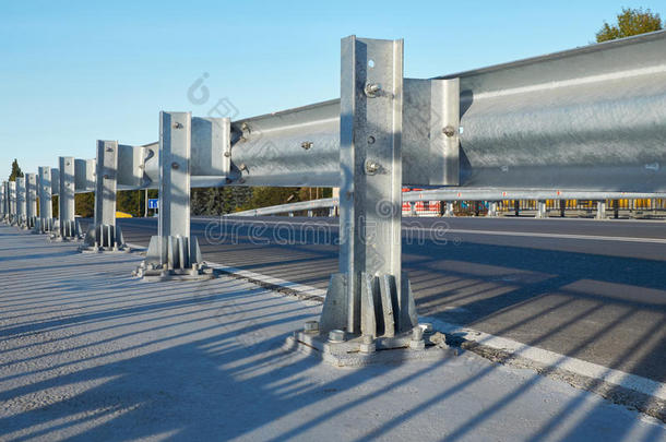 阳极氧化安全钢护栏
