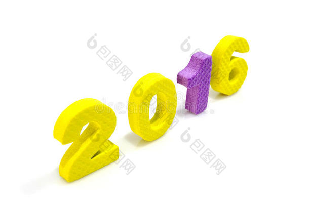 五颜六色的塑料字母表字母设置为新年。