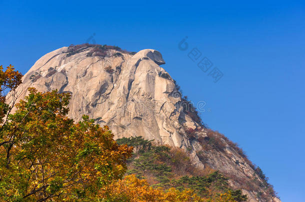 南韩首尔布坎<strong>桑</strong>山脉的巴贡达峰（baegundae peak）
