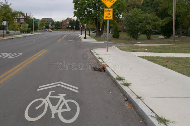 沥青汽车自行车哥伦布市中心