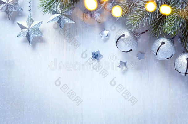 艺术圣诞背景与银饰，圣诞明星