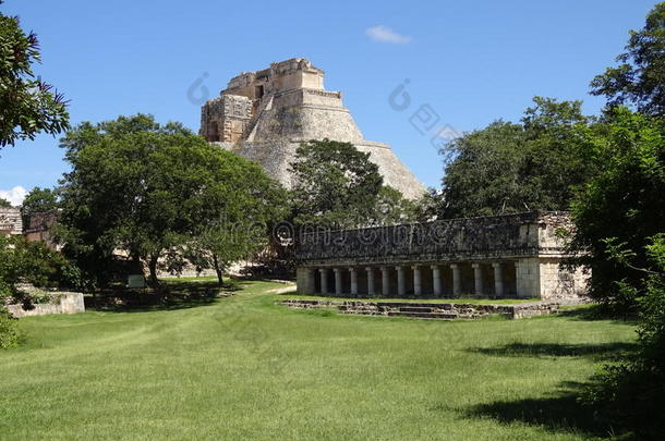 古代的建筑学蓝色建筑复杂的