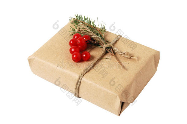 工艺礼品盒与贺卡文字。 圣诞节，新年假期背景白色