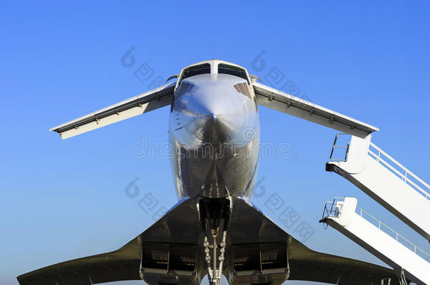 空气动力学航空<strong>航天</strong>飞机海拔高度到达