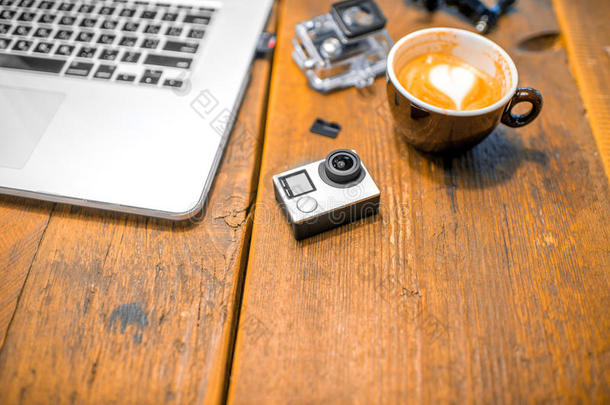 行动咖啡馆凸轮照相机咖啡