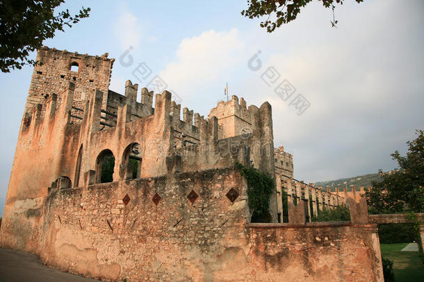 意大利托里德尔贝纳科的古城堡