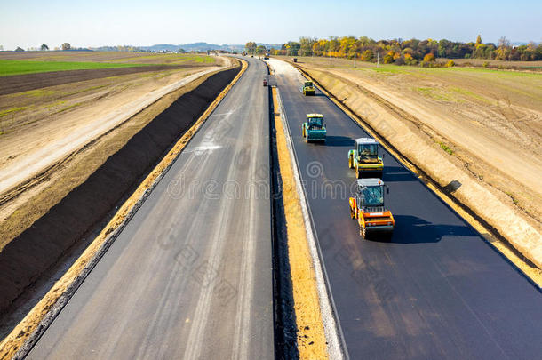 新建道路