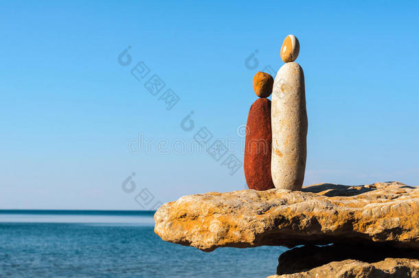 精确平衡平衡的海岸概念