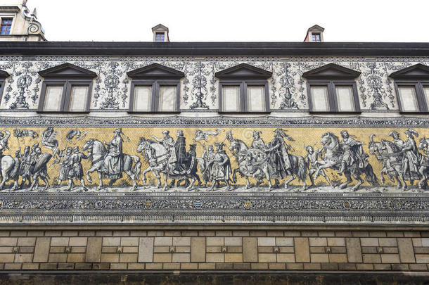 弗斯滕祖格（王子的游行）是一幅巨大的壁画，装饰着墙壁