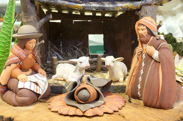 南美洲婴儿耶稣和兵马俑的婴儿床
