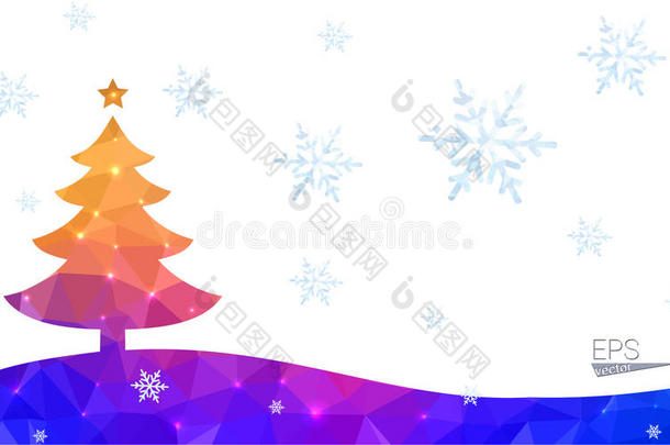 蓝色，<strong>黄色</strong>明信片<strong>低多边形</strong>风格圣诞树插图由三角形组成。