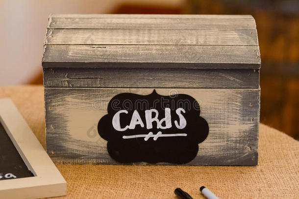 婚礼礼品桌卡盒